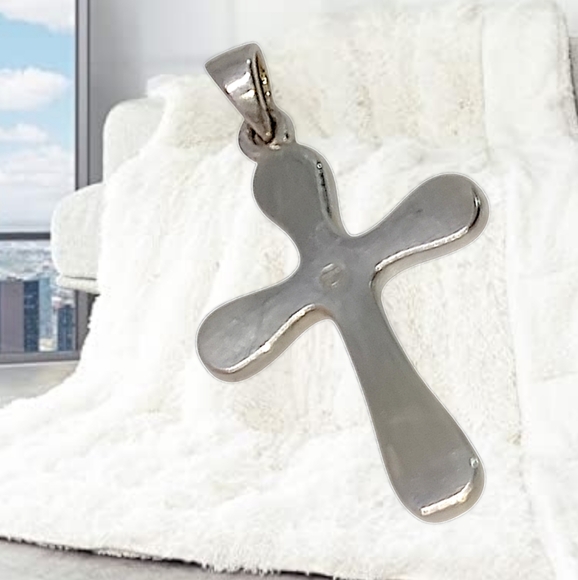 .Sterling Silver Mother of Pearl Cross Pendant - Picture 6 of 6